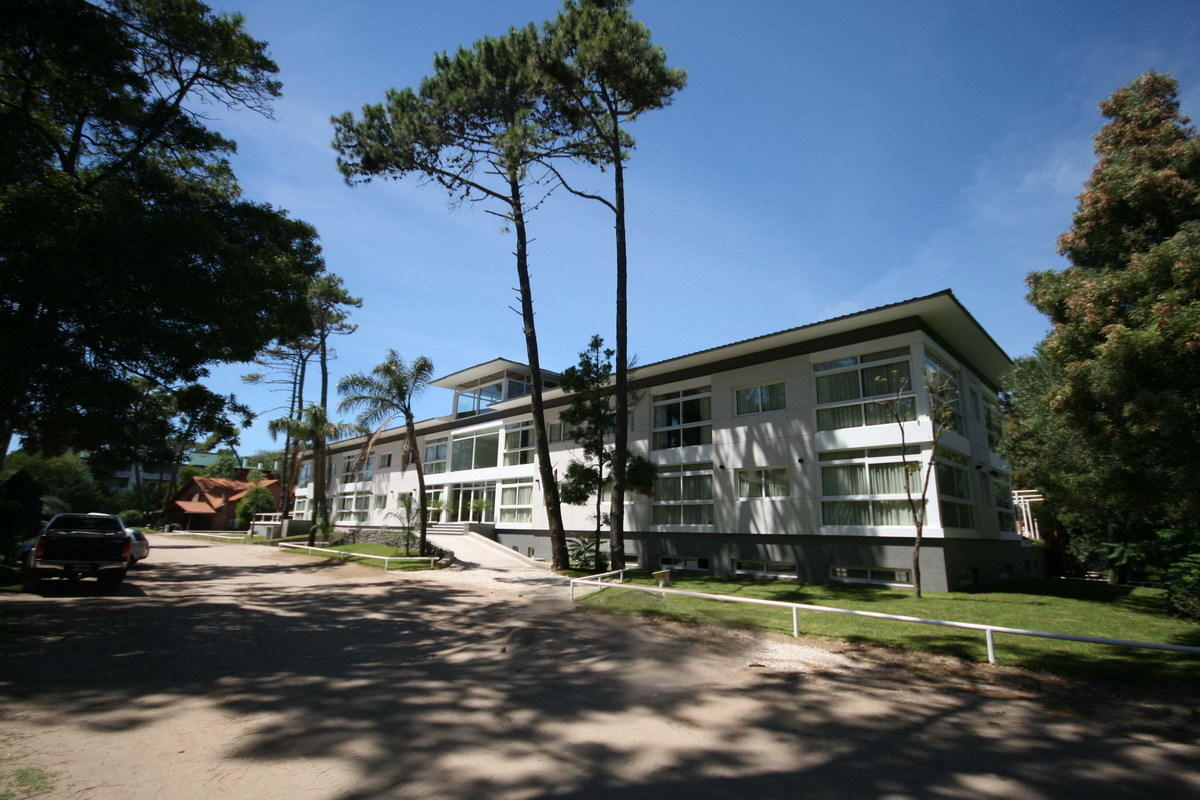Cumelo Carilo Aparthotel Luaran gambar
