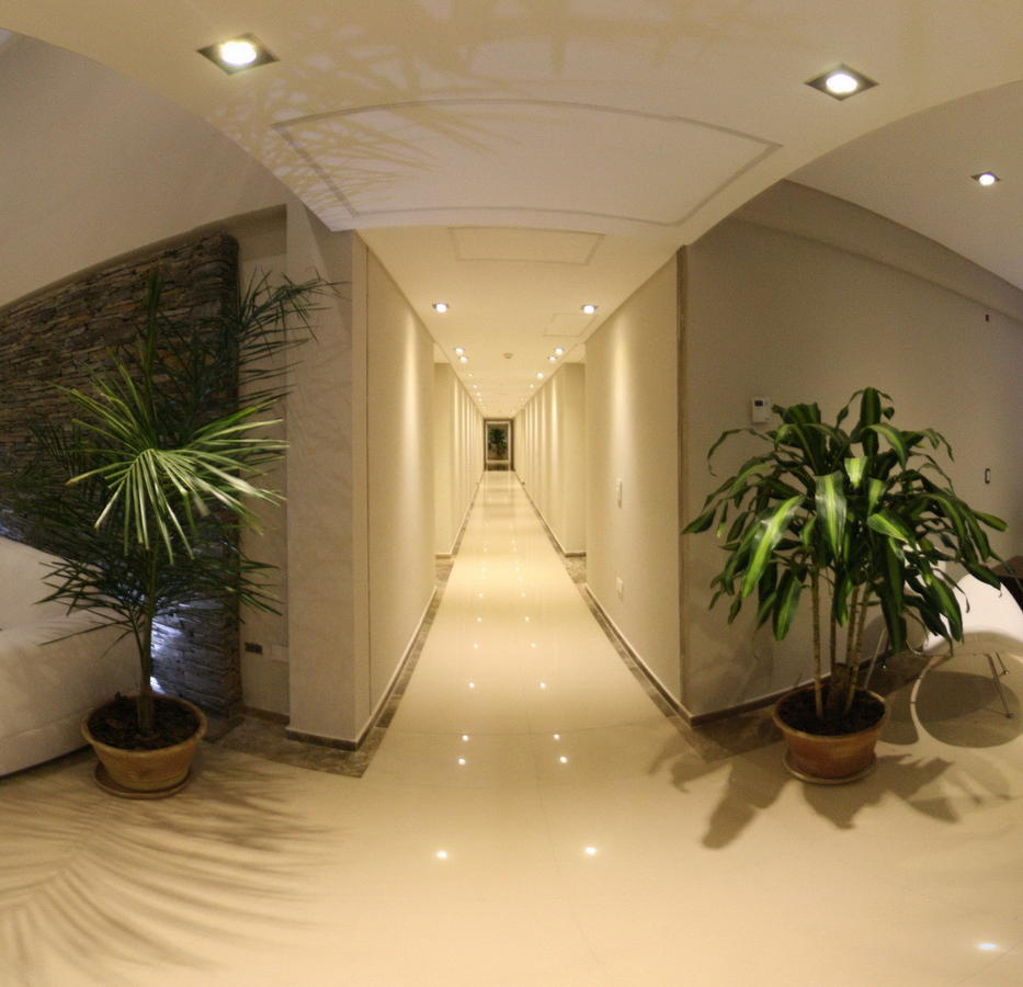 Cumelo Carilo Aparthotel Luaran gambar