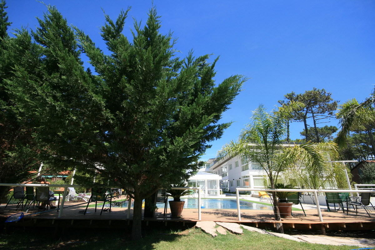Cumelo Carilo Aparthotel Luaran gambar
