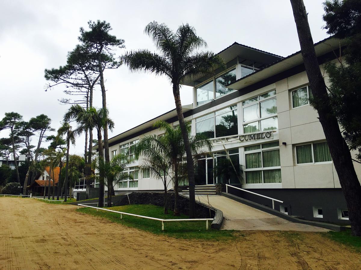 Cumelo Carilo Aparthotel Luaran gambar